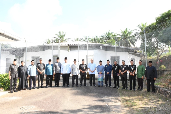 2LAWATAN DAN TINJAUAN RASMI JABATAN MUFTI JOHOR