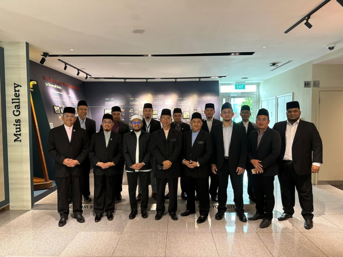 2Mufti Singapura